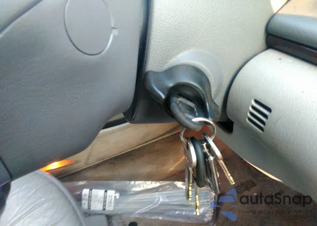 1LNLM97V3SY765162: 35766848