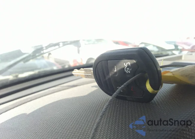 1FMFU19528LA04978: 35858521