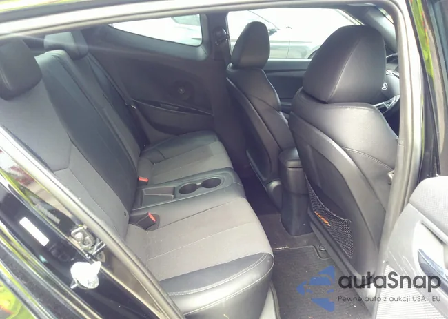 KMHTC6ADXGU263619: 36966264