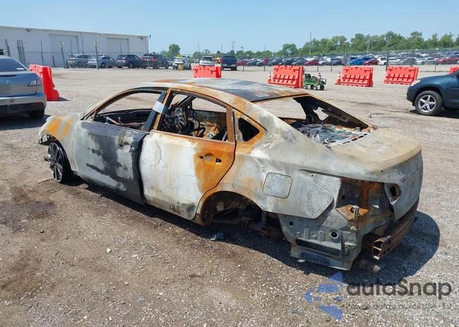 1N4AL3APXGC213058: 37040550