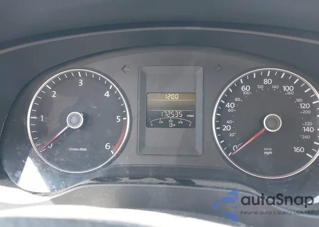 3VWLL7AJ6CM334682: 37042509