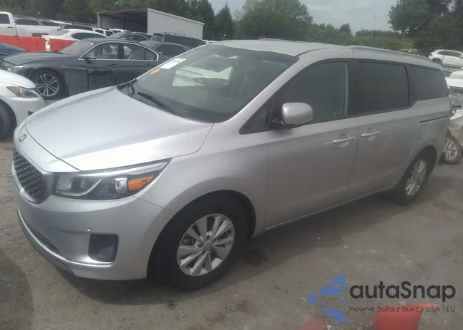 KNDMB5C13H6242450: 37048794