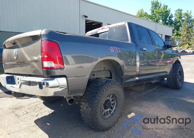 3C6UR5DL4GG182906: 37077414