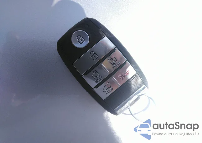 KNDMB5C19H6238001: 37087176