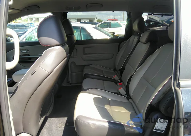 KNDMB5C19H6238001: 37087176