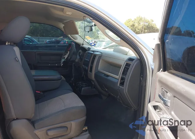 3C6JD6AT5CG236977: 37094161