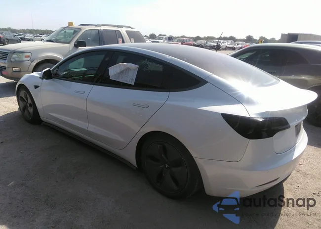 5YJ3E1EB5LF618757: 37134265