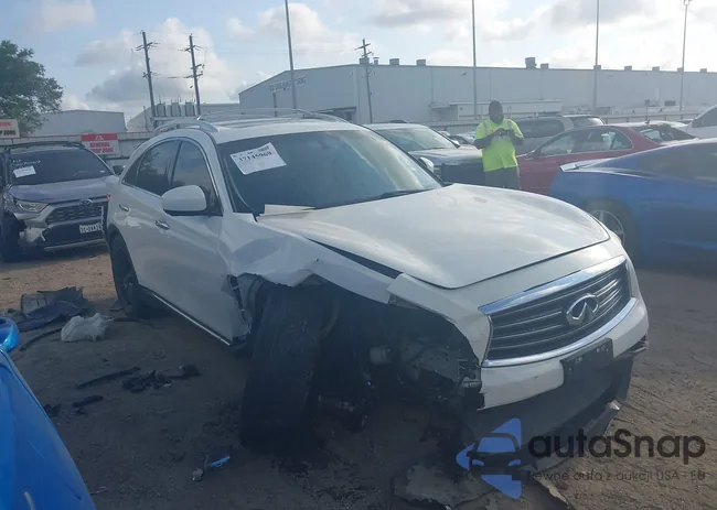 JN8CS1MW3DM171212: 37145969