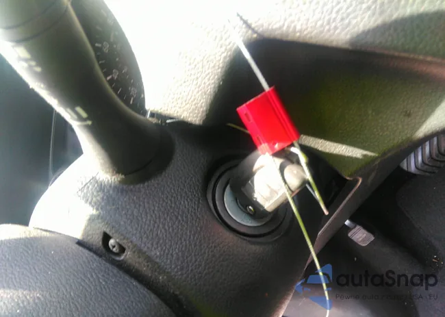 KNMAT2MT7JP528851: 37151295