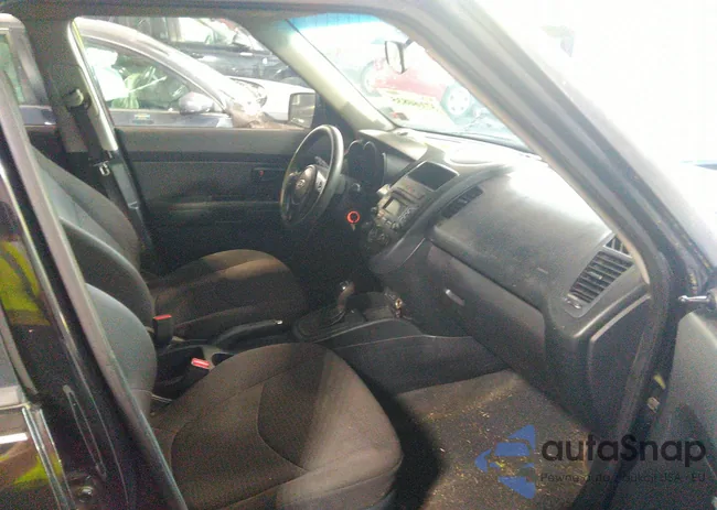 KNDJT2A58C7427990: 37160835