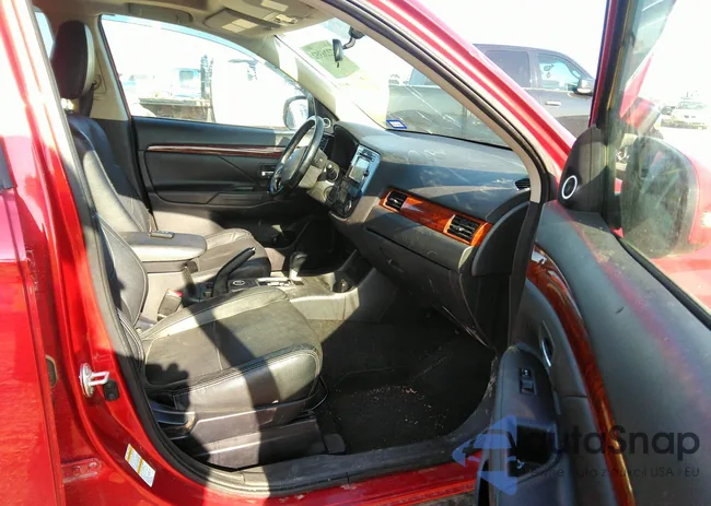 JA4AZ3A39FZ004437: 37226352