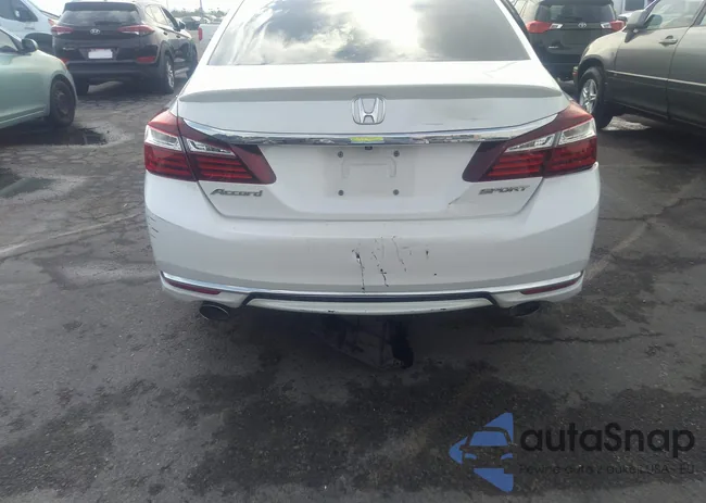 1HGCR2F66HA014857: 37251000