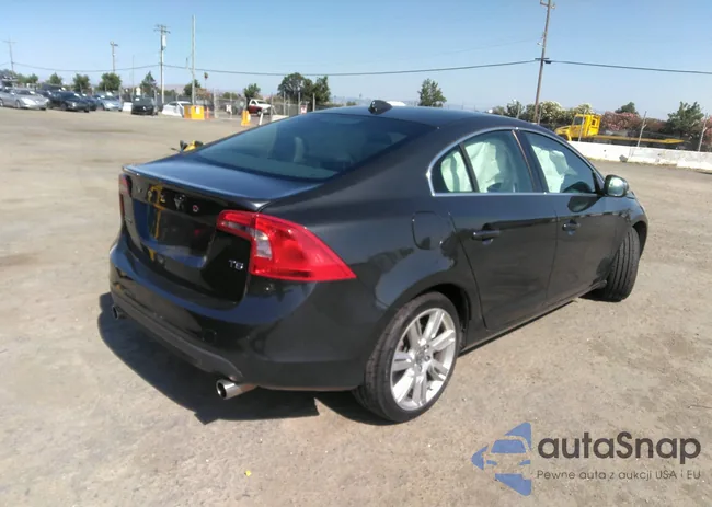 YV1622FS5C2135390: 37261219