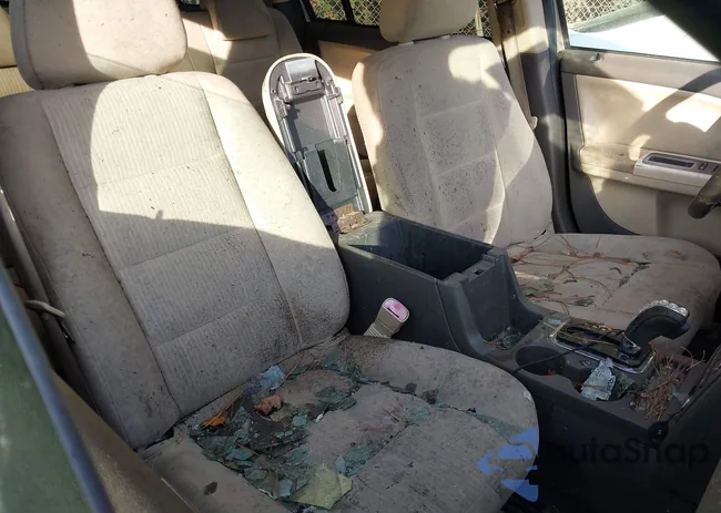 1FMDK02W98GA20811: 37313317