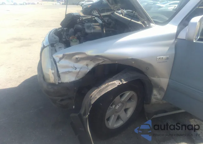 JS3TY92V324102196: 37321755