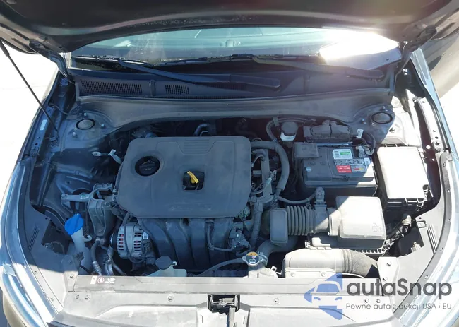 3KPF24AD2ME290817: 37354773