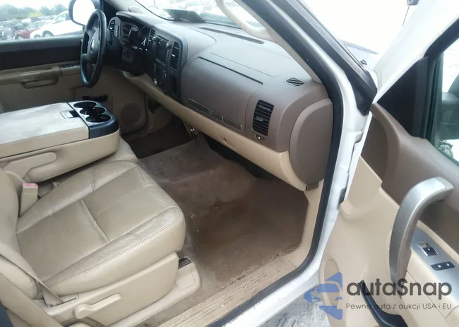 1GCRCSE05CZ245587: 37377717