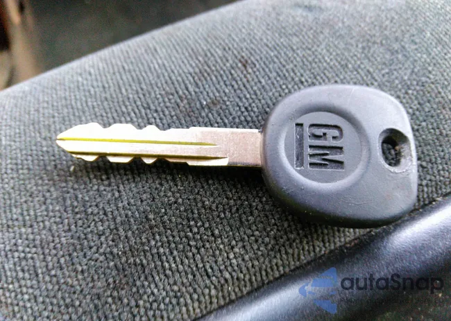 2GCEK19T811245640: 37377738