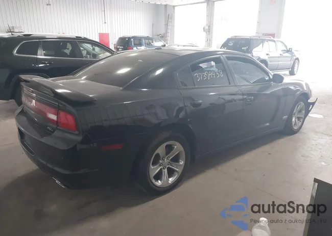 2C3CDXCT4DH635020: 37394938