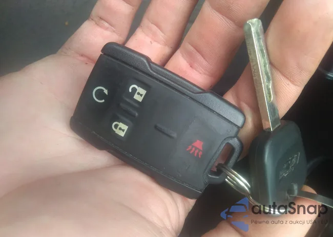 1GCGTCEN1H1199268: 37403879