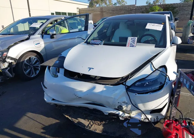 5YJ3E1EA9MF072067: 37407959