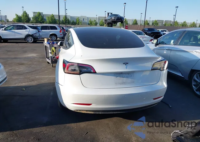 5YJ3E1EA9MF072067: 37407959