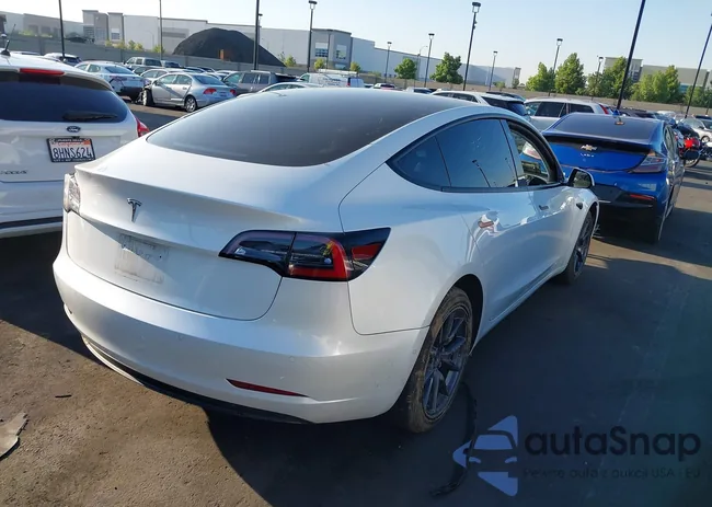 5YJ3E1EA9MF072067: 37407959