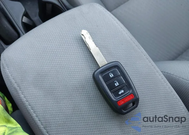 2HGFB2F50EH518679: 37419600