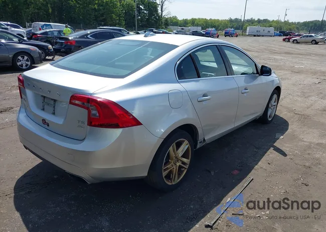 YV1612TK1F2363155: 37436415