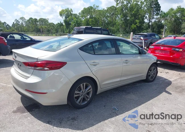 5NPD84LF2JH305697: 37438464