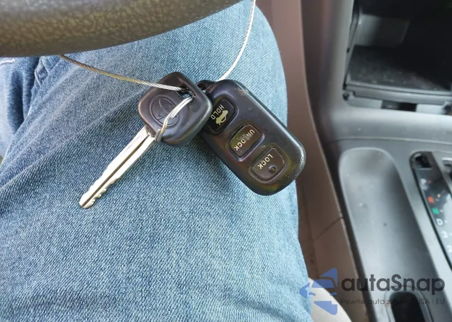 4T1BE32KX6U735138: 37442767