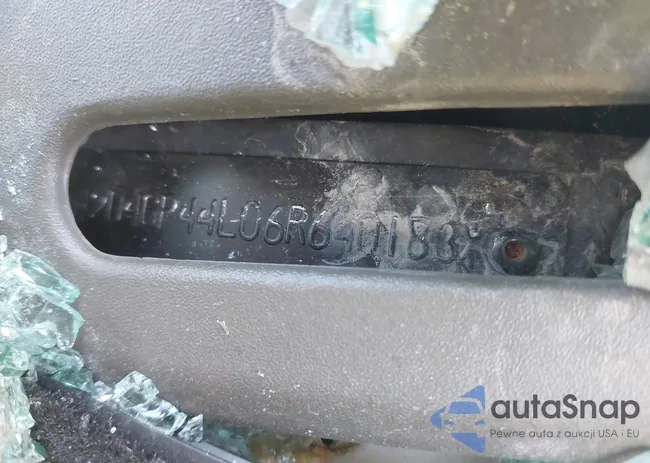 2D4GP44L06R640183: 37442879