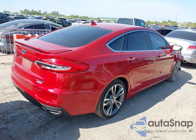 3FA6P0K95LR113681: 37444042