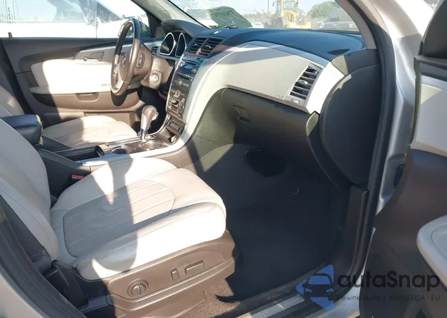 1GNKVLED5BJ402365: 37445741