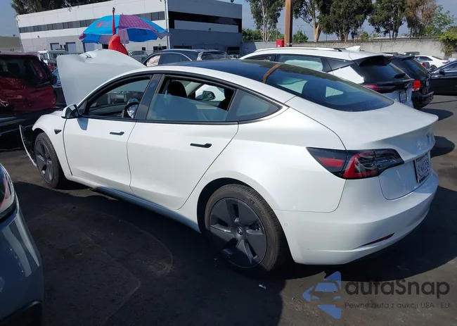 5YJ3E1EA1MF093608: 37446762