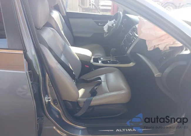 1N4AL3AP7EC292881: 37464325