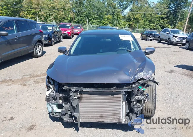 2HGFC2F7XHH564233: 37465888