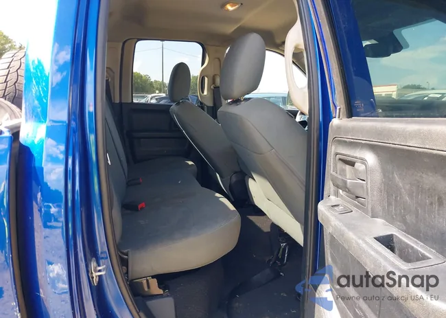 1C6RR6FT8GS306239: 37479759