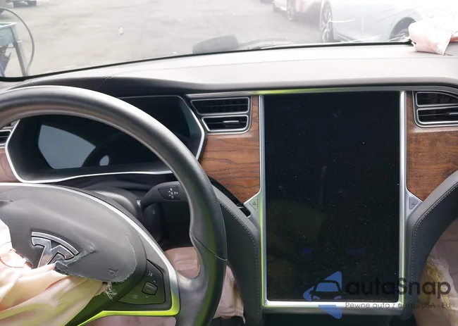 5YJSA1E26HF215014: 37481616