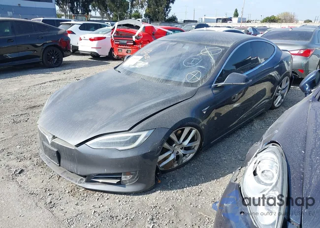 5YJSA1E26HF215014: 37481616