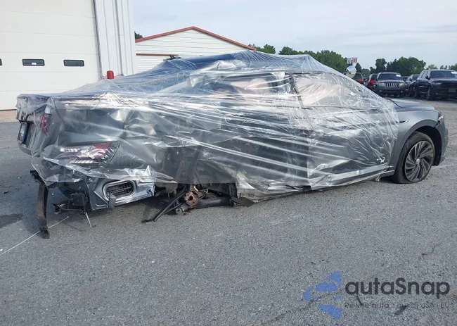 3VWG57BU9KM002769: 37511575