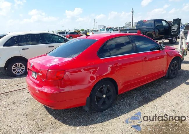 3VW3L7AJ8CM375279: 37515312