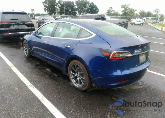 5YJ3E1EB6LF621943: 37520260