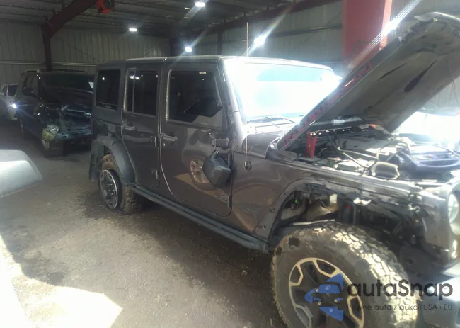 1C4BJWFG1GL183933: 37520849