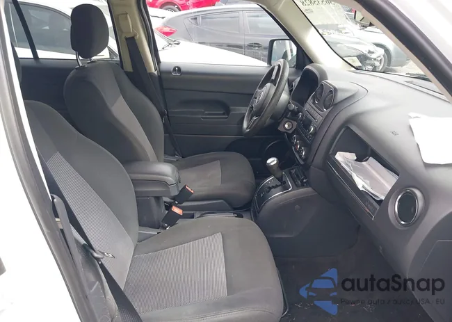 1C4NJPBA3FD389865: 36535828