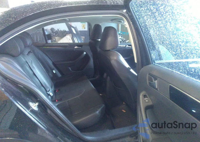 3VWL17AJ3HM245097: 36623125