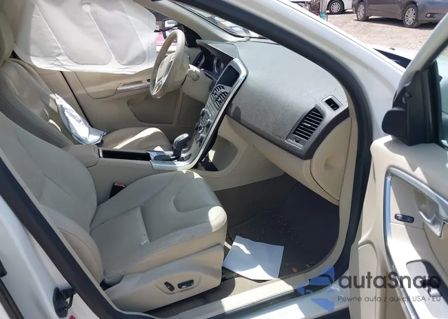 YV4902DZ1D2377648: 36669136