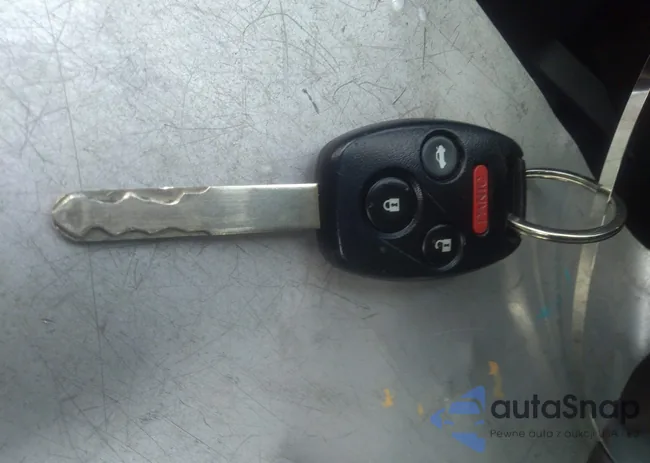 1HGCP3F83CA017611: 36681343