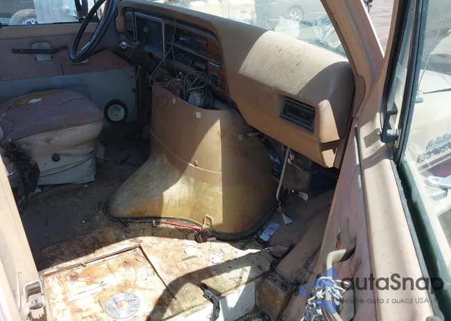 1FDGS24H0JHC21214: 36709256