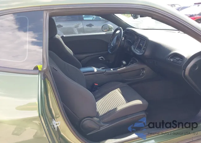 2C3CDZAG1JH334721: 36757613